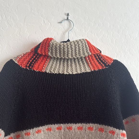 Vintage Handmade Trucker Cowichan Sweater Size Medium - Picture 7 of 17